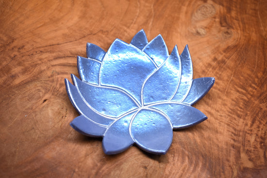 Blue Lotus Dish 