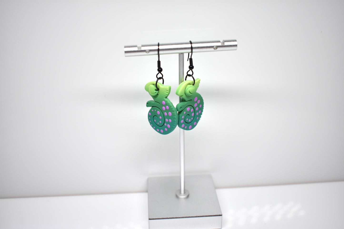 Chameleon Earring Purple 