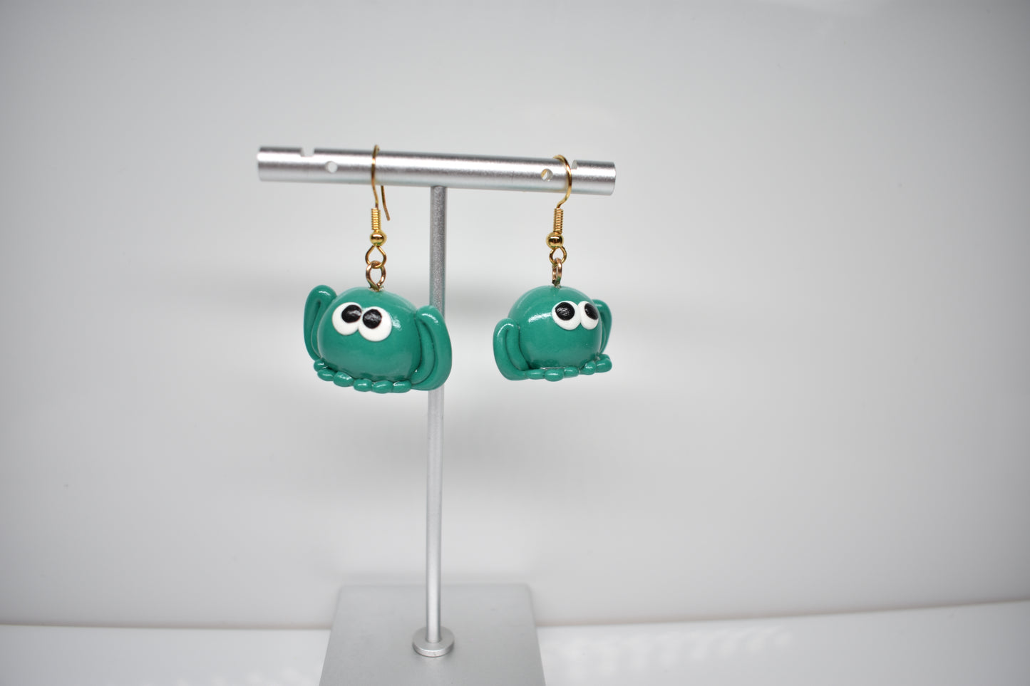 Chubby Frog Earring 