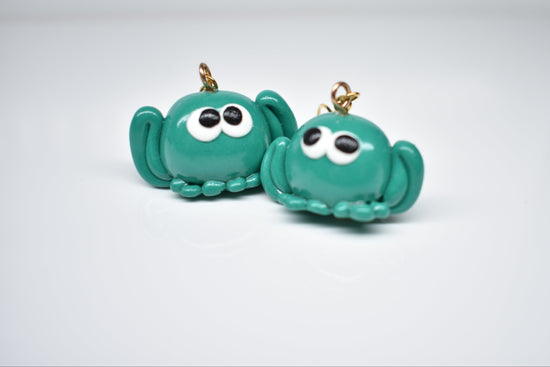 Chubby Frog Earring 1