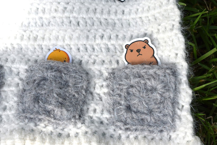 Crochet Jewellery Hanger pockets 