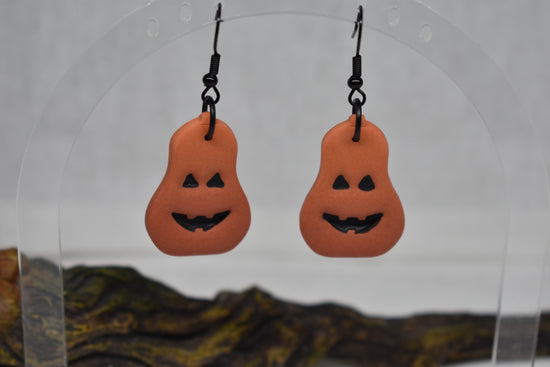 Jack-o-Lantern Butternut Earrings