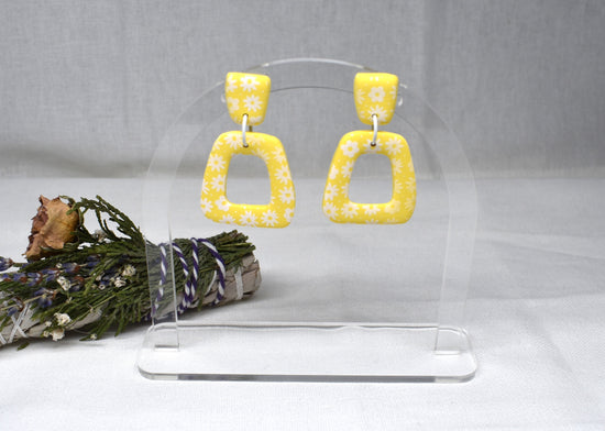 Daisy Print Drop Earrings
