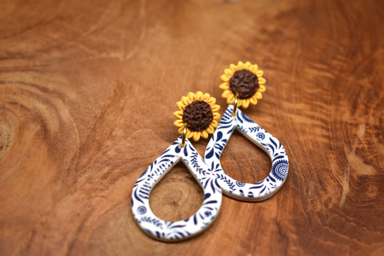 Delft Sunflower Teardrop