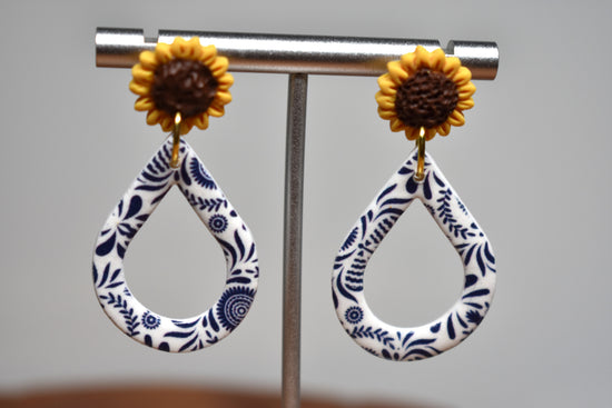 Delft Sunflower Teardrop