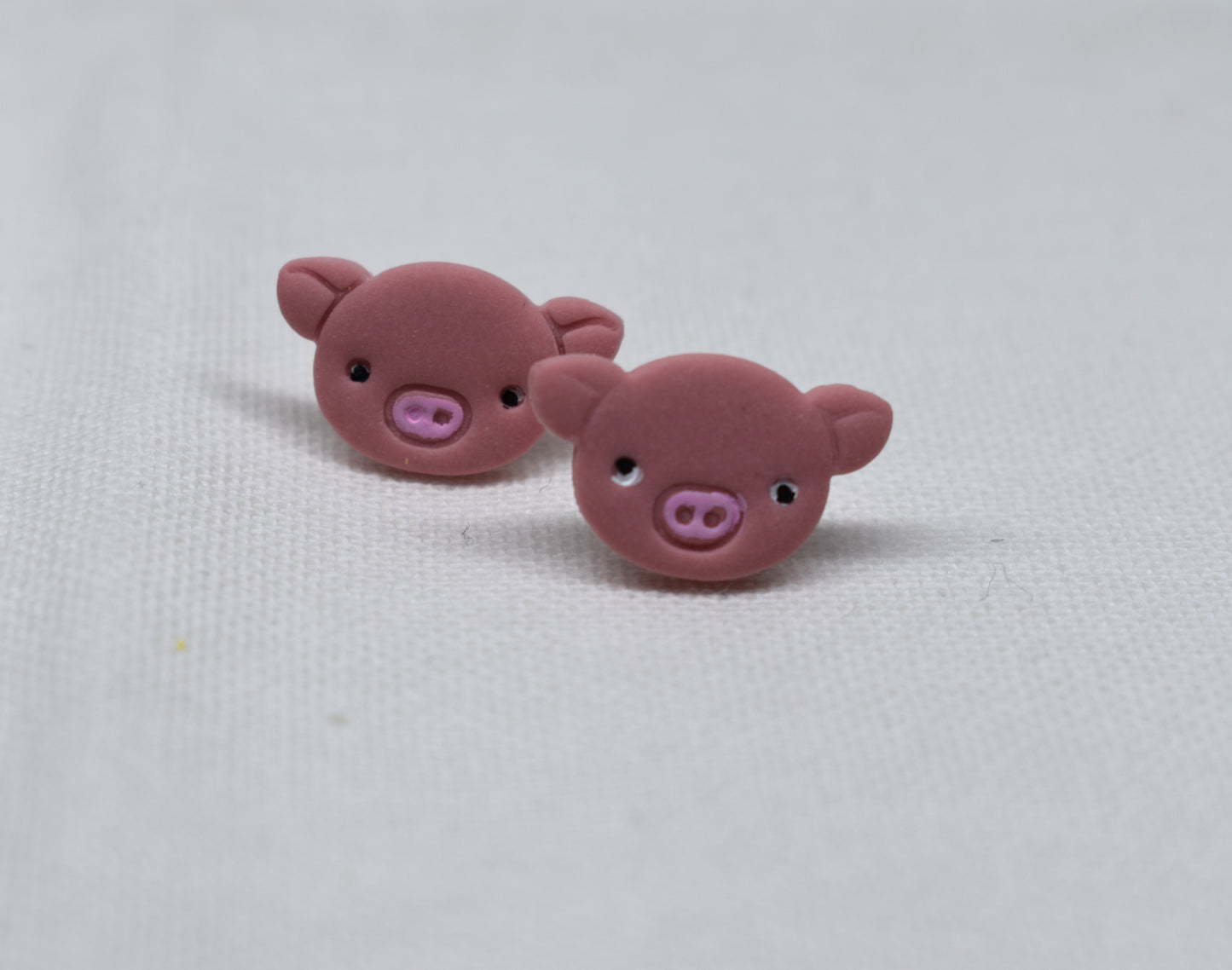 Piggy Studs - This little Piggy.
