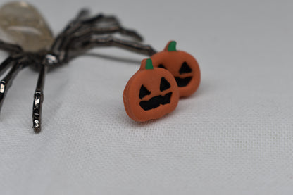 Pumpkin Studs