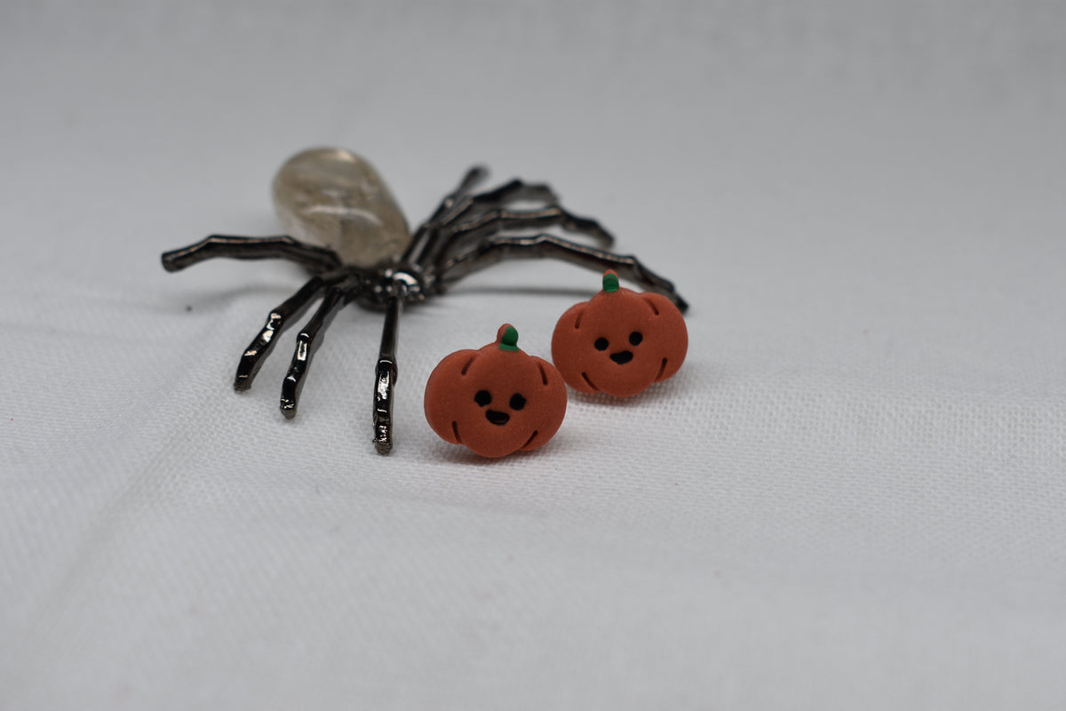 Pumpkin Studs