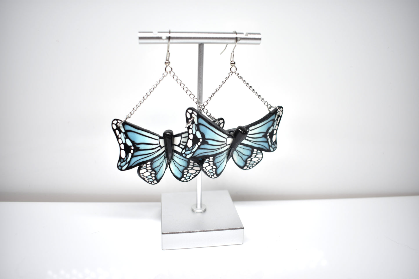 Swinging Butterfly