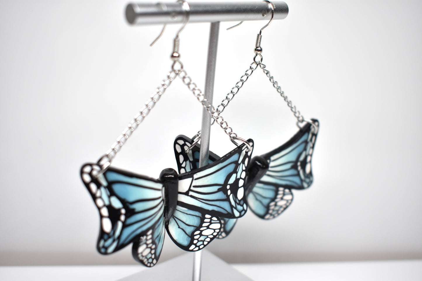 Swinging Butterfly