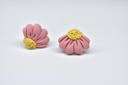 Half flower stud Ballet Pink 