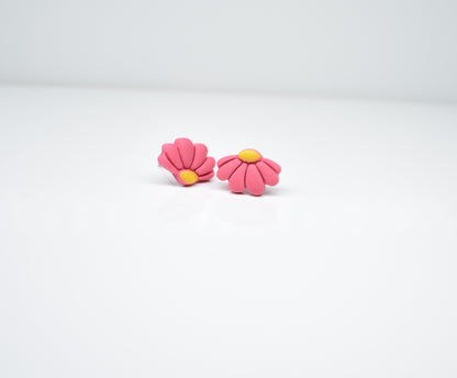 Half flower stud Hot Pink 