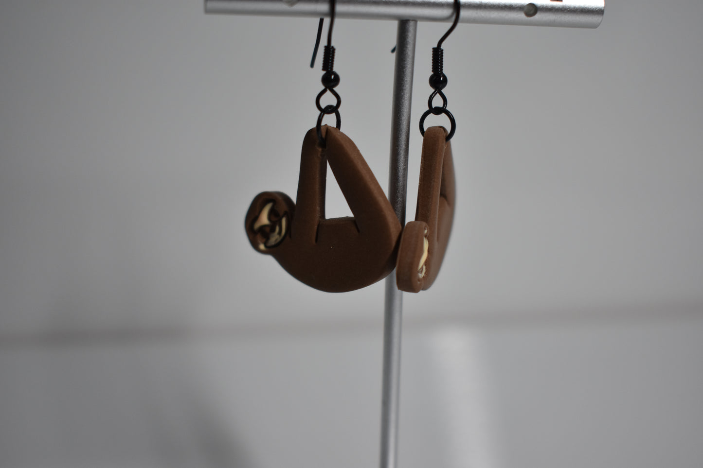 Swinging Sloth Earring 