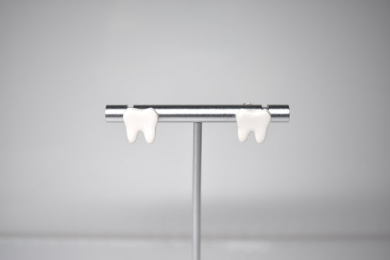 Teeth Studs 